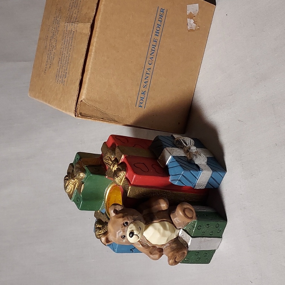Vintage Avon Porcelain Folk Santa Candle Holder in Original Box 1998